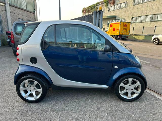 SMART ForTwo usata, con Autoradio