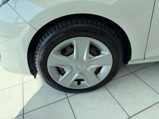 FORD Fiesta usata, con Bluetooth
