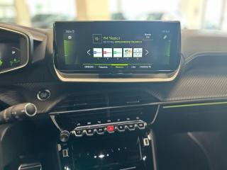 PEUGEOT 2008 usata, con Autoradio