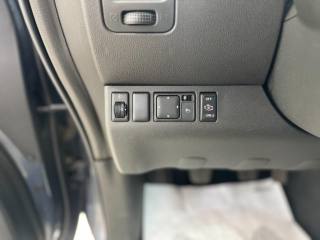 NISSAN Pathfinder usata, con Vetri oscurati