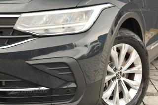 VOLKSWAGEN Tiguan usata, con Volante in pelle