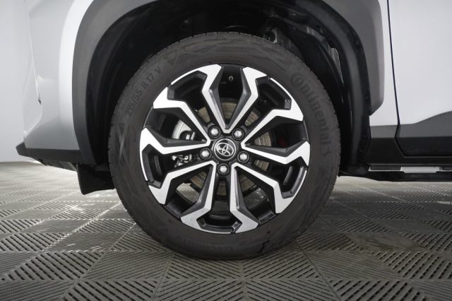 TOYOTA Yaris Cross usata 8