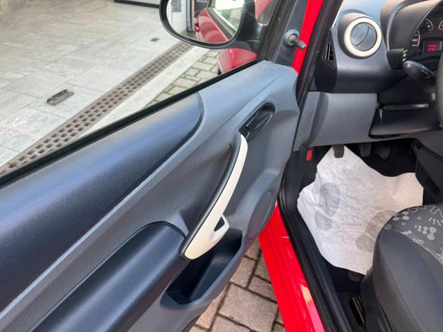 FORD Ka+ usata, con USB