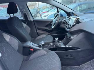 PEUGEOT 2008 usata, con Climatizzatore