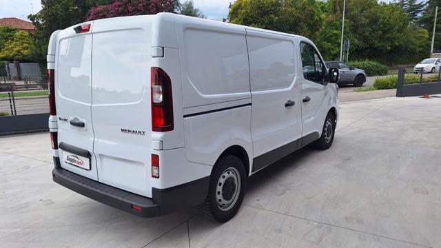 RENAULT Trafic usata 17