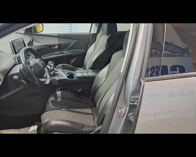 PEUGEOT 3008 usata 29