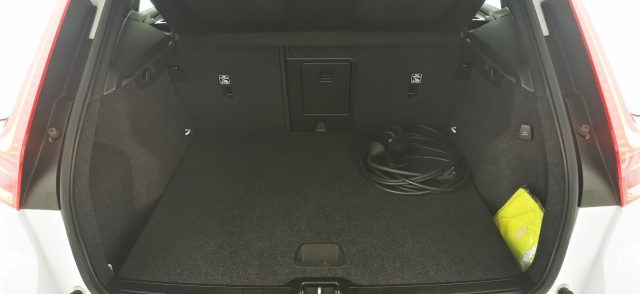 VOLVO XC40 usata, con USB