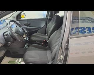 LANCIA Ypsilon usata 23