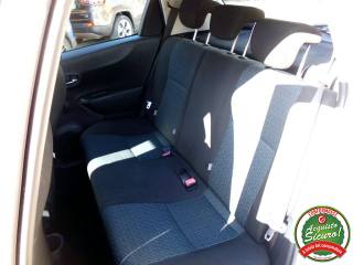 TOYOTA Yaris usata, con Fendinebbia