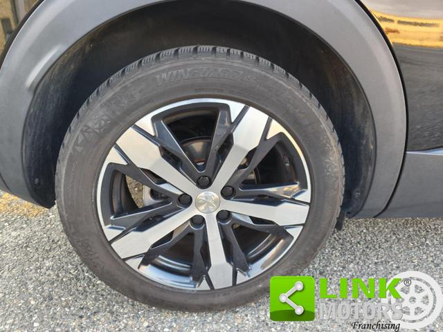 PEUGEOT 3008 usata, con Airbag testa