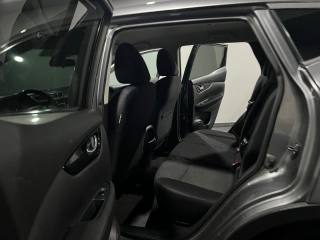 NISSAN Qashqai usata, con Controllo automatico clima