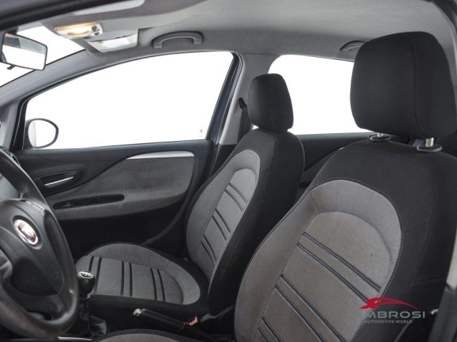FIAT Punto usata 8
