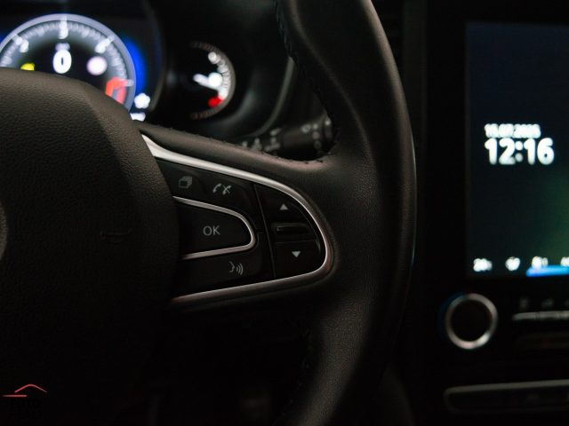 RENAULT Megane usata, con Specchietti laterali elettrici