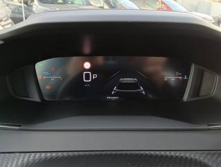 PEUGEOT 2008 usata, con Boardcomputer
