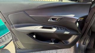 PEUGEOT 3008 usata, con Park Distance Control
