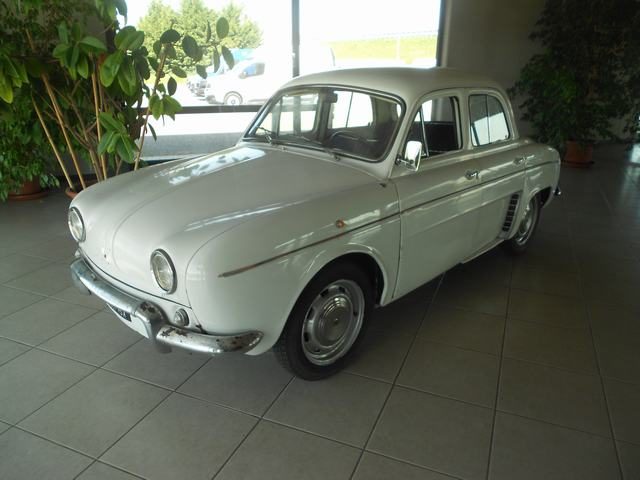 RENAULT D usata 1