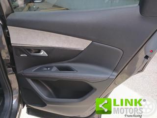 PEUGEOT 3008 usata, con Tettuccio apribile