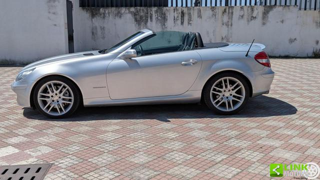 MERCEDES-BENZ SLK 200 usata, con Bluetooth