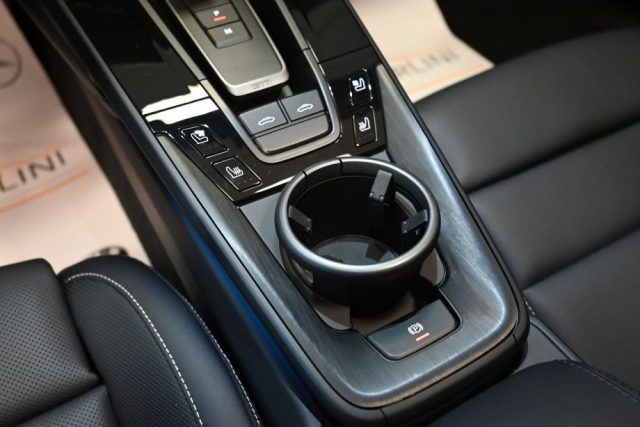 PORSCHE 992 usata 47