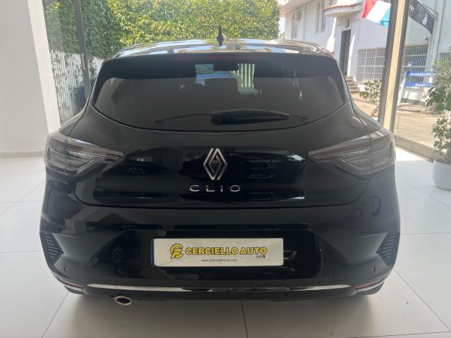 RENAULT Clio usata, con Autoradio