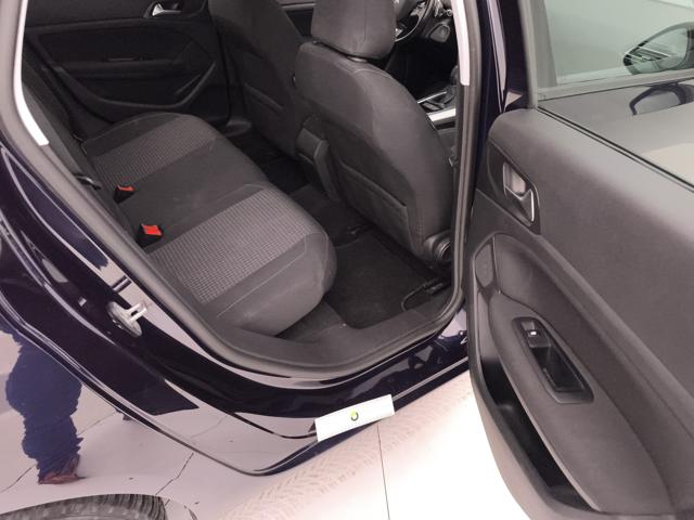 PEUGEOT 308 usata, con Volante multifunzione
