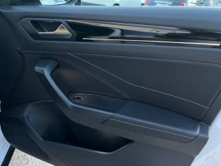 VOLKSWAGEN T-Roc usata, con Controllo trazione