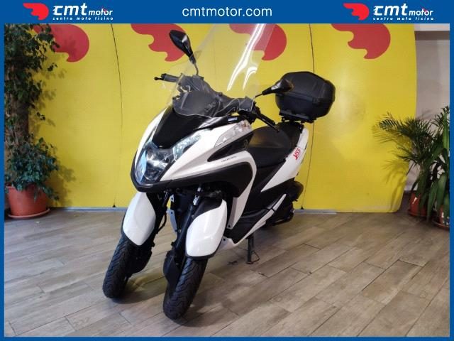 YAMAHA Tricity 155 usata 1