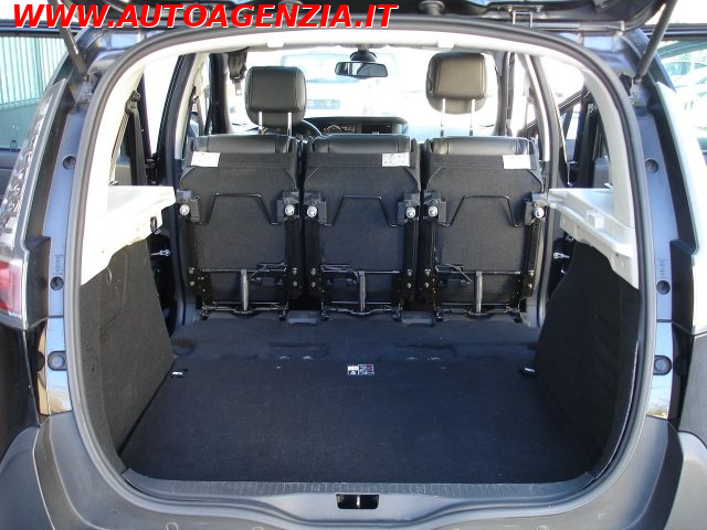 RENAULT Scenic usata 15
