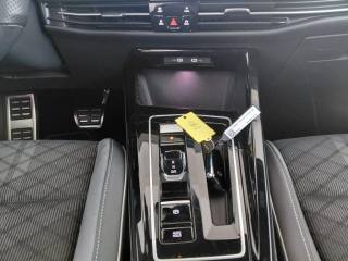 VOLKSWAGEN Golf usata, con Leve al volante
