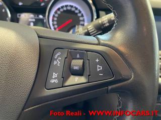OPEL Astra usata, con Touch screen