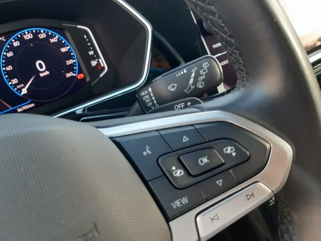 VOLKSWAGEN T-Cross usata, con Park Distance Control