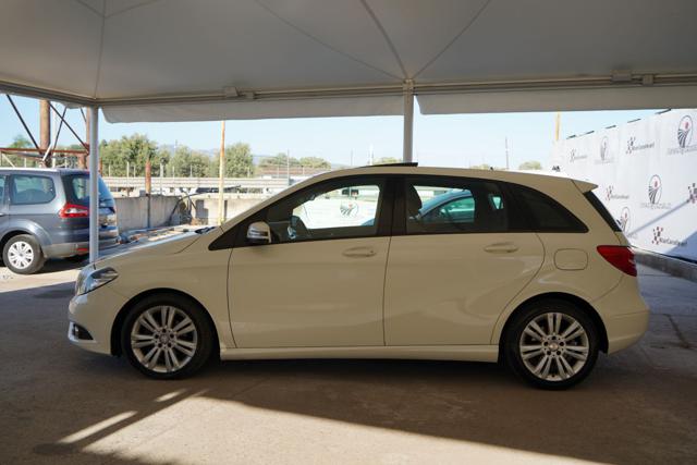 MERCEDES-BENZ B 180 usata, con Airbag laterali