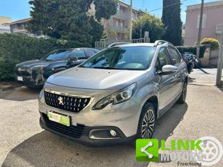 PEUGEOT 2008 .