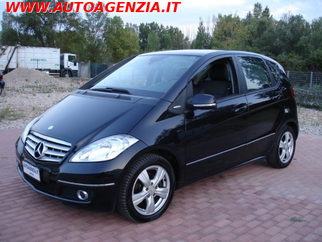 MERCEDES-BENZ A 180 usata, con Airbag
