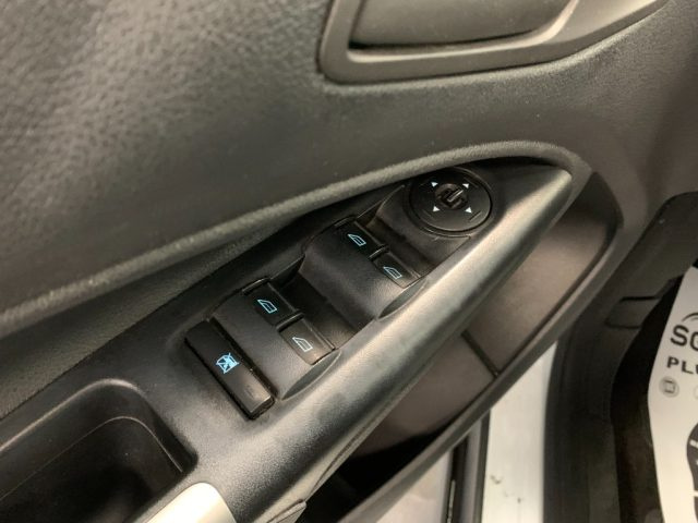 FORD Tourneo Connect usata, con Luci diurne LED