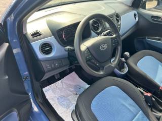 HYUNDAI i10 usata, con Autoradio