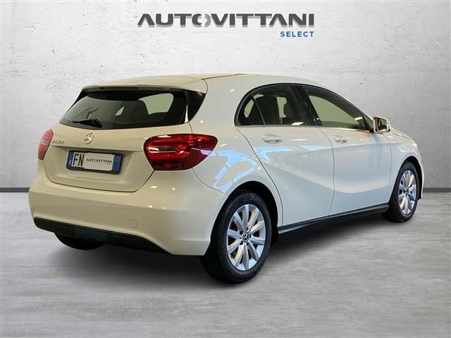 MERCEDES-BENZ A 180 usata 2