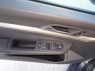 VOLKSWAGEN Golf Variant usata, con Alzacristalli elettrici