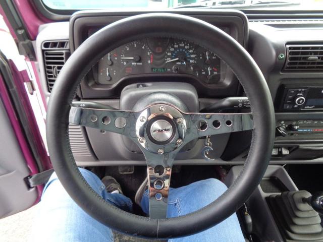 JEEP Wrangler usata, con USB