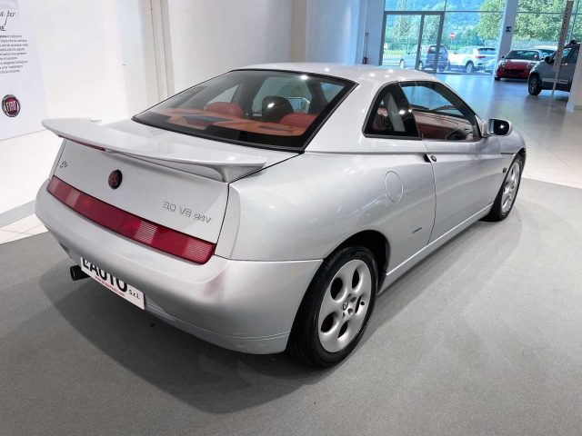 ALFA ROMEO GTV usata, con Climatizzatore