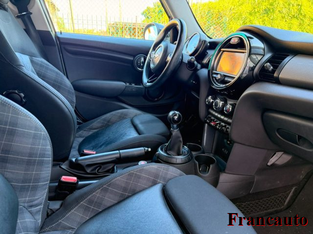 MINI Cooper D usata, con Autoradio