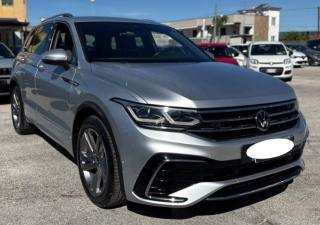VOLKSWAGEN Tiguan usata, con Airbag laterali
