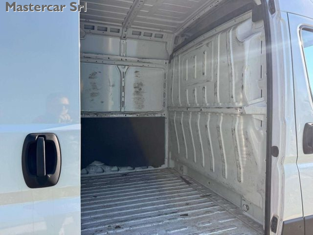 PEUGEOT Boxer usata, con Cruise Control