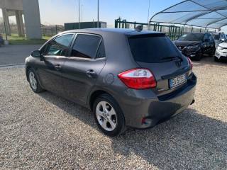 TOYOTA Auris usata, con Boardcomputer