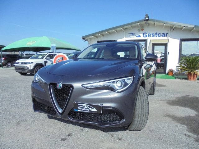 ALFA ROMEO Stelvio usata, con Cerchi in lega