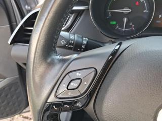 TOYOTA C-HR usata, con Specchietti laterali elettrici