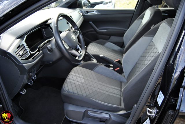 VOLKSWAGEN Taigo usata, con Autoradio