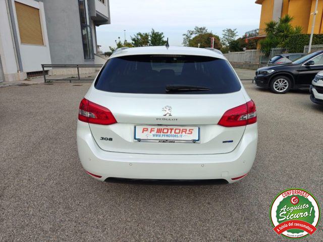 PEUGEOT 308 usata, con Airbag Passeggero