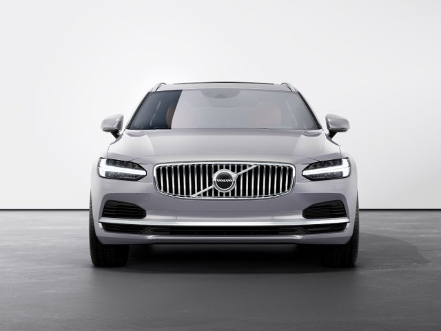 VOLVO V90 usata, con Alzacristalli elettrici