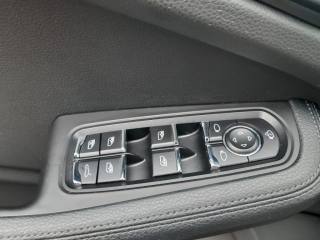 PORSCHE Macan usata, con Fendinebbia